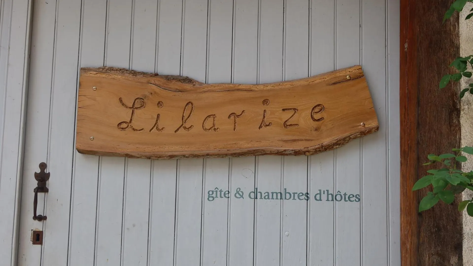 Lilarize - Gite En Plein Coeur De Village Du Mas D'Azil Le Mas-d'Azil France